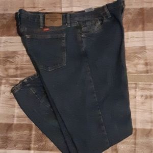 Men's Wrangler Relaxed Fit Jeans
